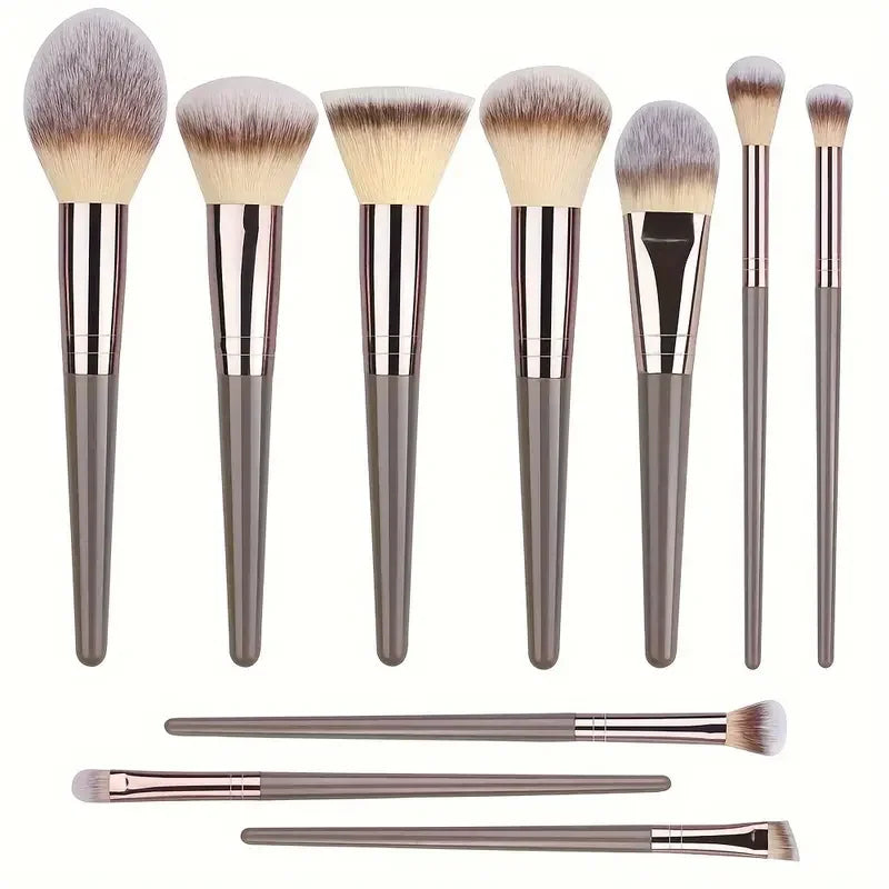 Fluffy Multi Piece Brushes