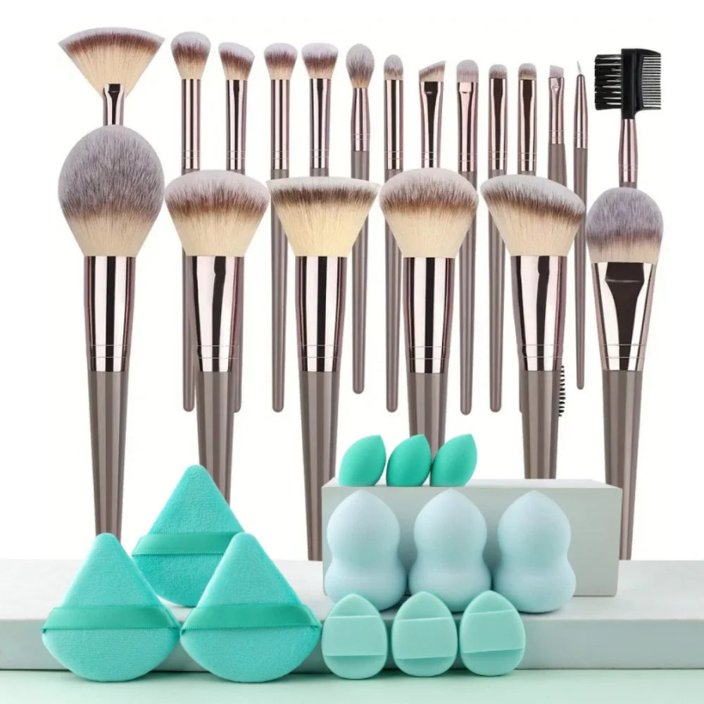 Fluffy Multi Piece Brushes