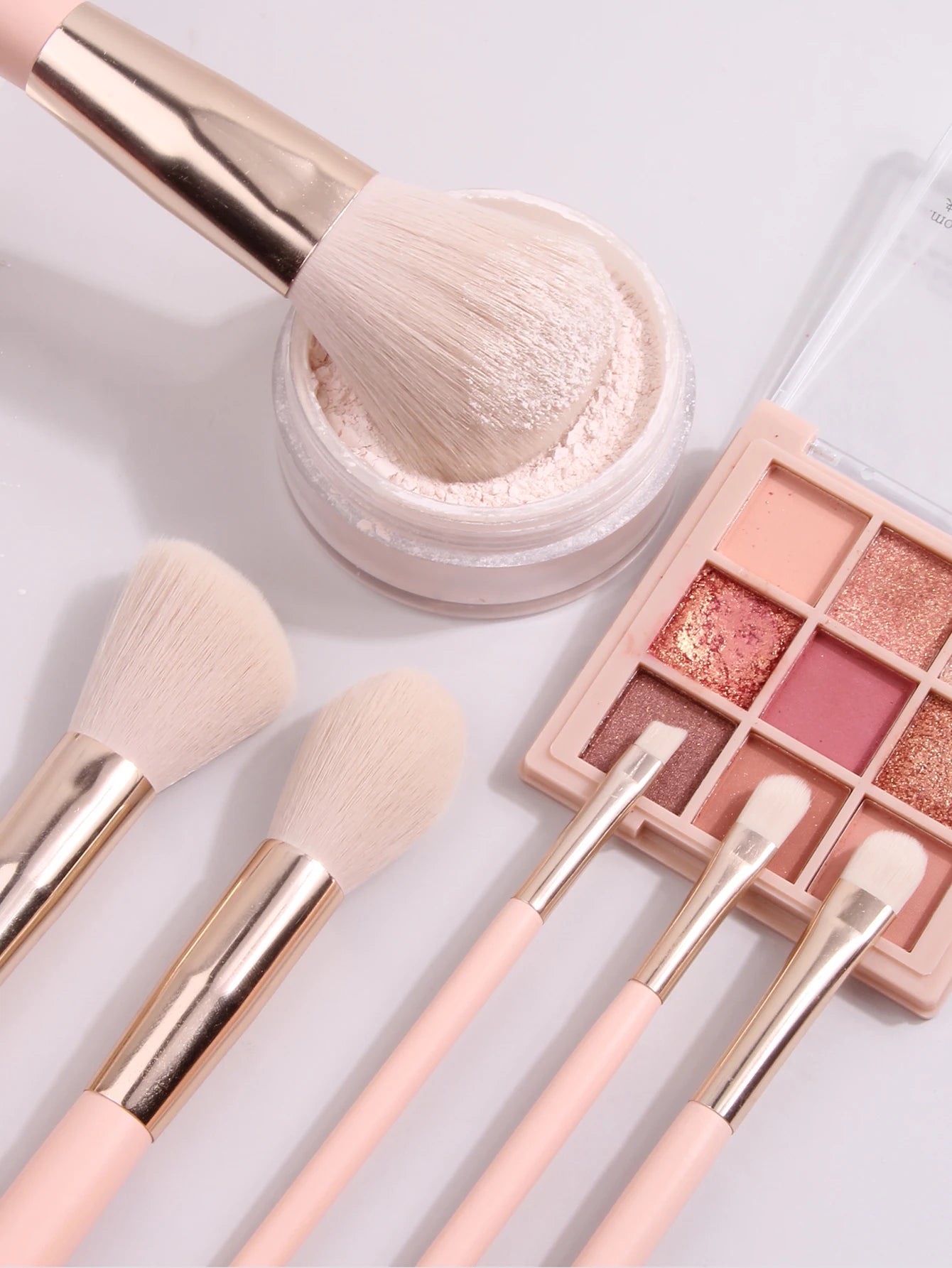 Eleven Piece Brush Bucket